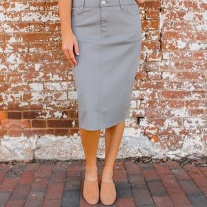 Jade McKenzie gray skirt